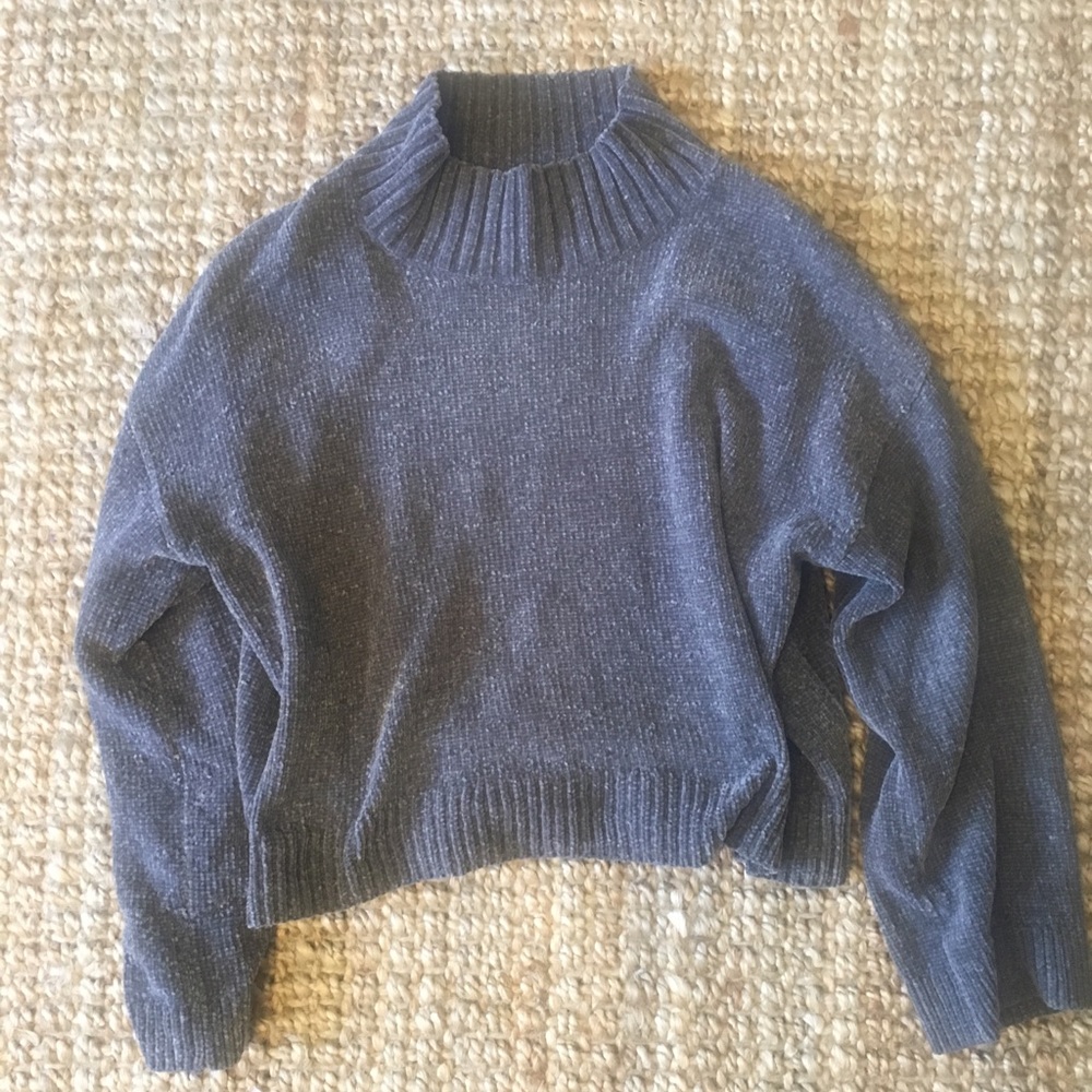 Dark Grey Turtle Neck Cropped Sweater